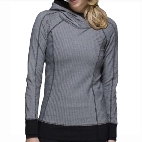 'Think Fast' Hoodie / lululemon athletica, Chevron- Size 4 - Picture 1 of 9